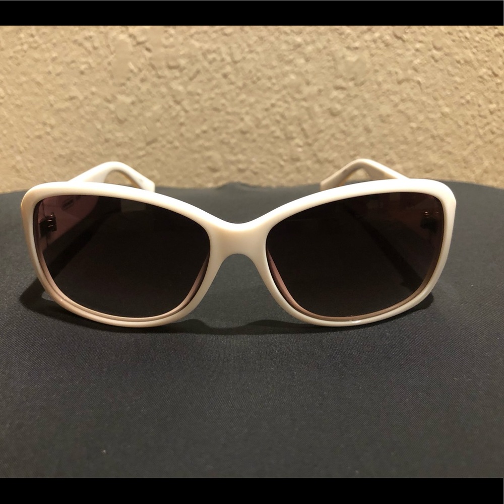 Coach Sunglasses; S3005 White with gold etching
